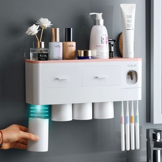 ORGANIZADOR Y DISPENSADOR DE CREMA DENTAL